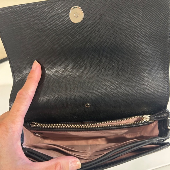 Kate Spade crossbody - Picture 4 of 5